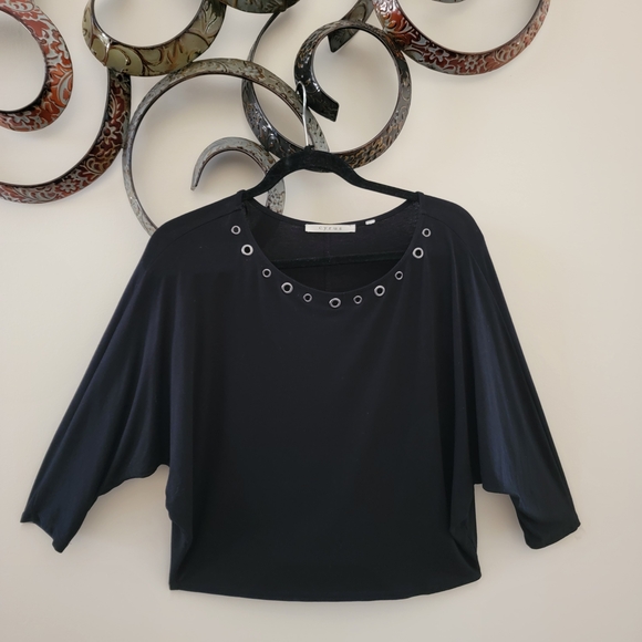 Elegant Black Women's Top - Picture 3 of 5